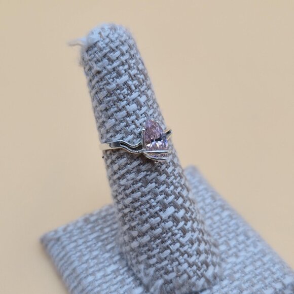 Size 5.75 Sterling Silver Marquise Pink Cubic Zirconia Gem Ring A4757 - Picture 3 of 9